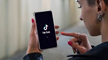 Earphone Waist Challenge : le nouveau défi dangereux sur TikTok