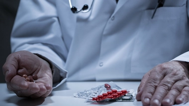 Trois professionnels de santé se suicideraient tous les deux jours