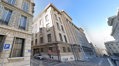 Le procès se déroule au tribunal correctionnel de Marseille.