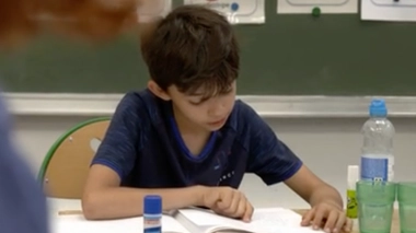 Enfant "dys" : une classe à l'hôpital pour "reprendre confiance" 