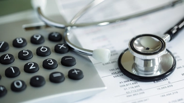 Le syndicat Jeunes Médecins dénonce le "silence incompréhensible" des établissements