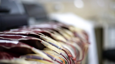 Stocks de sang insuffisants : comment les hôpitaux épargnent leurs réserves