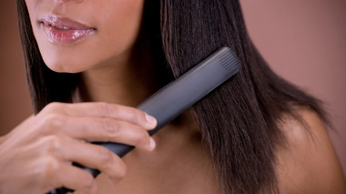 60% des femmes utilisant des produits de défrisage sont des femmes noires, selon cette étude.