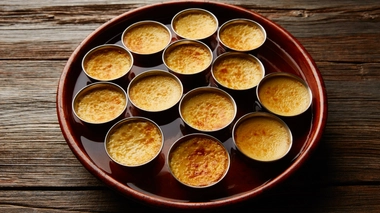 Notre recette de crème brûlée onctueuse au bain-marie