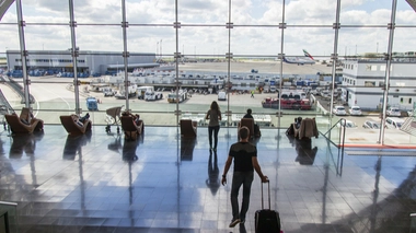 L'aéroport se nommera Anne de Gaulle en hommage à la fille porteuse de trisomie 21 du général