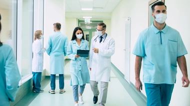 Crise à l'hôpital : où en sont nos voisins ?