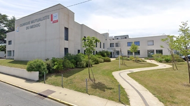 Suite à l'agression qui a fait cinq blessés, une cellule psychologique a été ouverte dans l'établissement pour accompagner le personnel choqué.