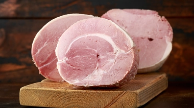 Les secrets de fabrication d'un jambon blanc sain et savoureux
