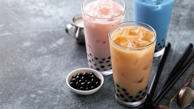 En à peine cinq ans, le bubble tea, a conquis les plus grandes villes françaises, et séduit un large public.