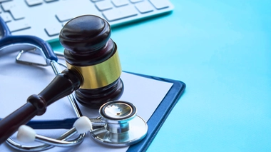 Quelle est la différence entre erreur, faute, ou encore aléa thérapeutique