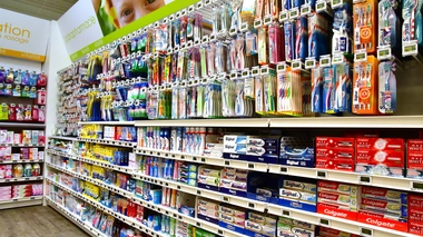 7% des sondés disent se laver sans savon ni gel douche, et 17% des parents ne changent pas les couches de leur enfant aussi fréquemment qu'ils le souhaiteraient