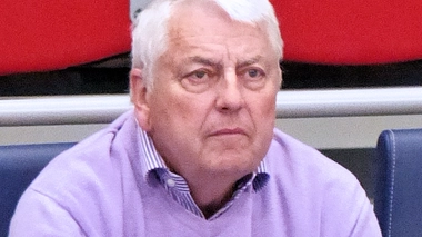 Le journaliste sportif et figure du Canal+ de la grande époque Charles Biétry, 79 ans, a organisé son suicide assisté en Suisse.  