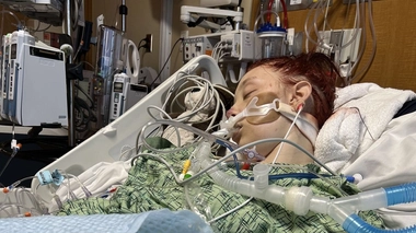 La jeune femme aurait inhalé la bactérie présente dans la machine à brouillard contaminée