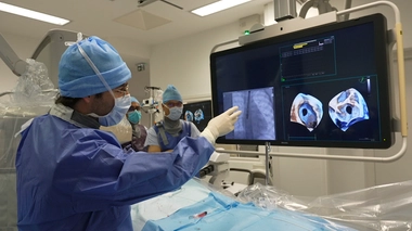 Réparer le coeur des enfants avec une mini sonde 3D