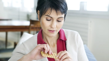 Le traitement hormonal substitutif : efficace ou dangereux ?