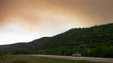 La fumée des incendies qui ravagent le Canada atteignent en ce moment la France