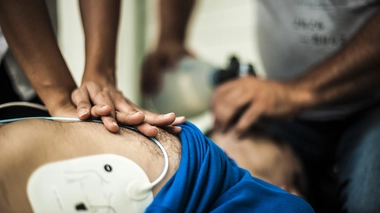 Arrêt cardiaque : une longue chaîne de secours