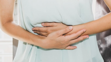 Pendant 18 mois, la patiente a souffert d'intenses douleurs au ventre