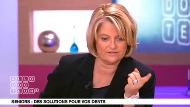 Dents des seniors : des gencives qui saignent ?