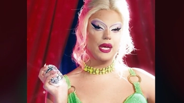 Nicky Doll vous apprend à palper vos disco balls