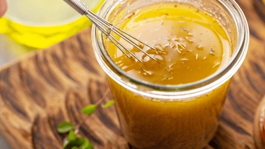 Trois recettes de vinaigrettes riches en oméga-3 et 6