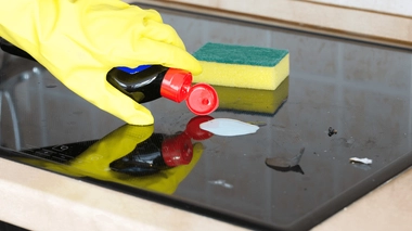 Comment bien utiliser la crème à récurer