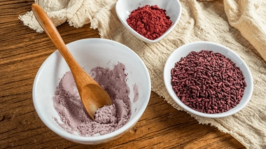 Les produits concernés contiennent un type de riz fermenté à la levure appelé "beni koji" ou levure de riz rouge 