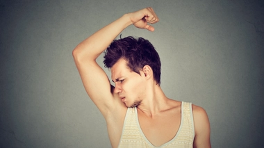 L'odeur rebutante des adolescents seraient due à un excès d'acides carboxyliques