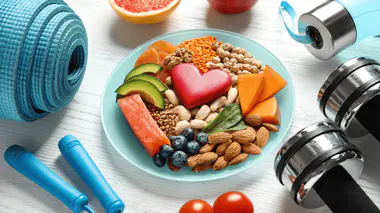 Il est essentiel de bien manger (mais pas trop) avant une séance de sport.