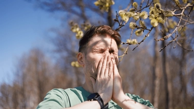 Les symptômes d'une allergie au pollen peuvent se déclarer n'importe quand au cours de la vie