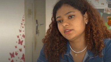 Alicia a eu la méningite à l'âge de 18 ans