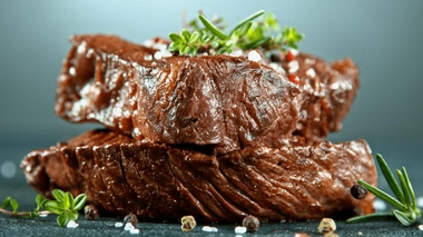 Enquête de santé : Faut-il encore manger de la viande ?