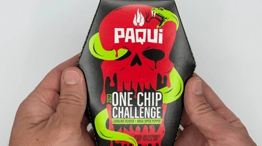 Le One Chip Challenge consiste à manger une chips sans boire d'eau