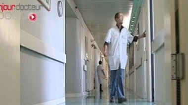 Infections nosocomiales et blouses blanches