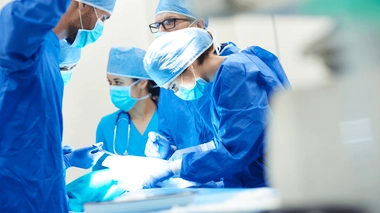 Pour retirer leurs hémorroïdes, tous les patients concernés ont été opérés selon la "technique de Longo"