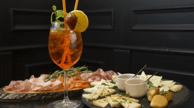 L’alcool est tout autant si ce n’est plus calorique que les aliments mangés durant l’apéro