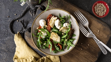 Avec cette salade, plus besoin d’apporter de vitamines C dans votre journée, les agrumes à s’en chargent !