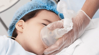 L'anesthésie comporte également des risques pour les enfants