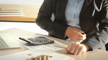 Les MICI regroupent plusieurs types de maladies, dont les plus répandues sont la maladie de Crohn et la rectocolite hémorragique