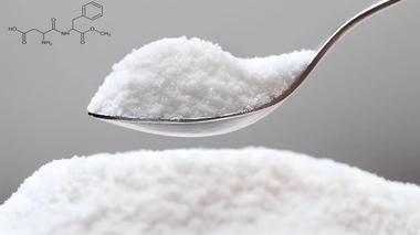 L'aspartame a l'apparence d'une poudre blanche