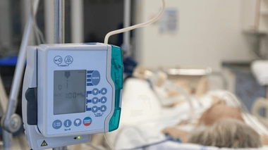 En réanimation, des machines aident à maintenir les fonctions vitales des patients