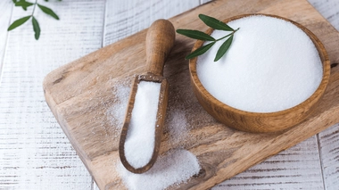 La stévia est fréquemment utilisée pour remplacer le sucre