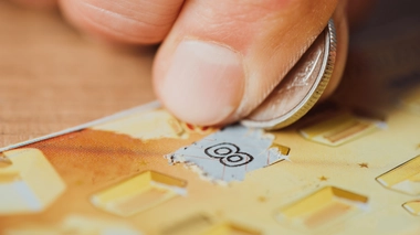 Les jeux d'argent et de grattage ne sont pas destinés aux enfants ni aux adolescents