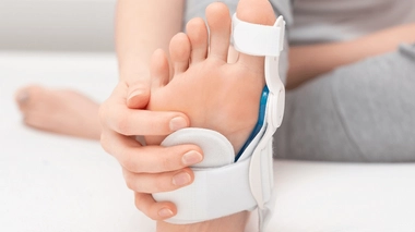 Quelles sont les solutions pour soigner un hallux valgus ?