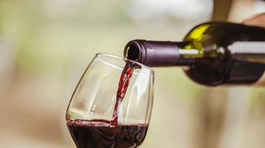 Le vin ne peut pas être considéré comme étant bénéfique pour la santé