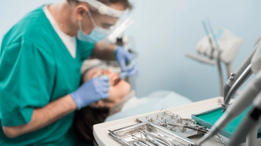 Les cabinets dentaires peuvent être le lieu d'infections nosocomiales