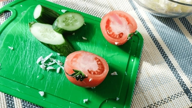 Bois, plastique, verre : quelle planche à découper est la plus hygiénique ?