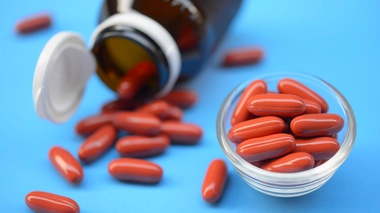 Seul un médecin peut évaluer vos besoins de fer et vous en prescrire si besoin (photo d'illustration)