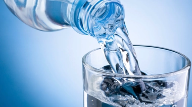 L'eau SANO est désormais interdite au Cameroun et au Gabon