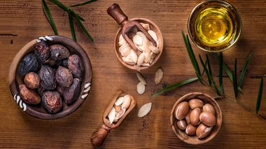 L'huile d'argan agit sur les peaux sèches, déshydratées... et les rides
